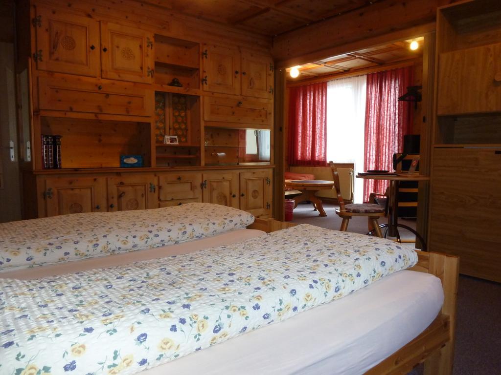 Hotel Elli Davos Szoba fotó
